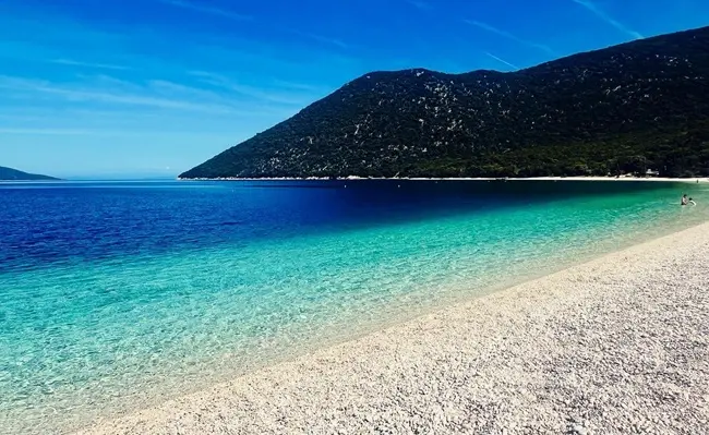 Antisamos Beach